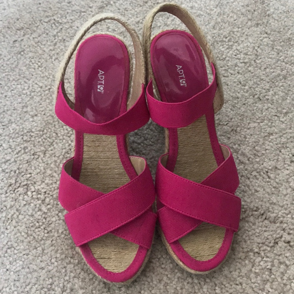 Hot pink wedges